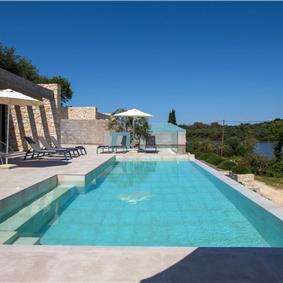 3 bedroom villa with pool & sea view, near Acharavi, sleeps 6